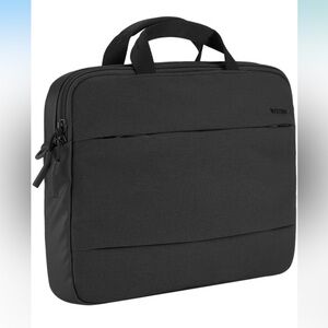 Incase black laptop bag 💼